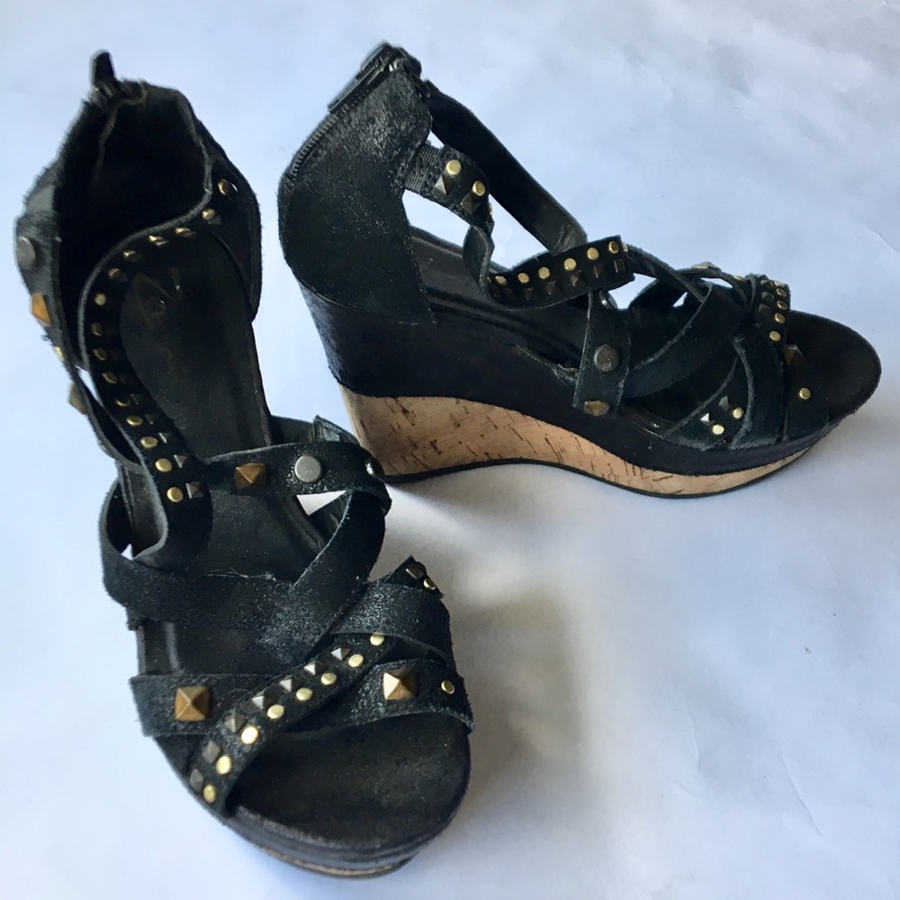 Black leather wedge